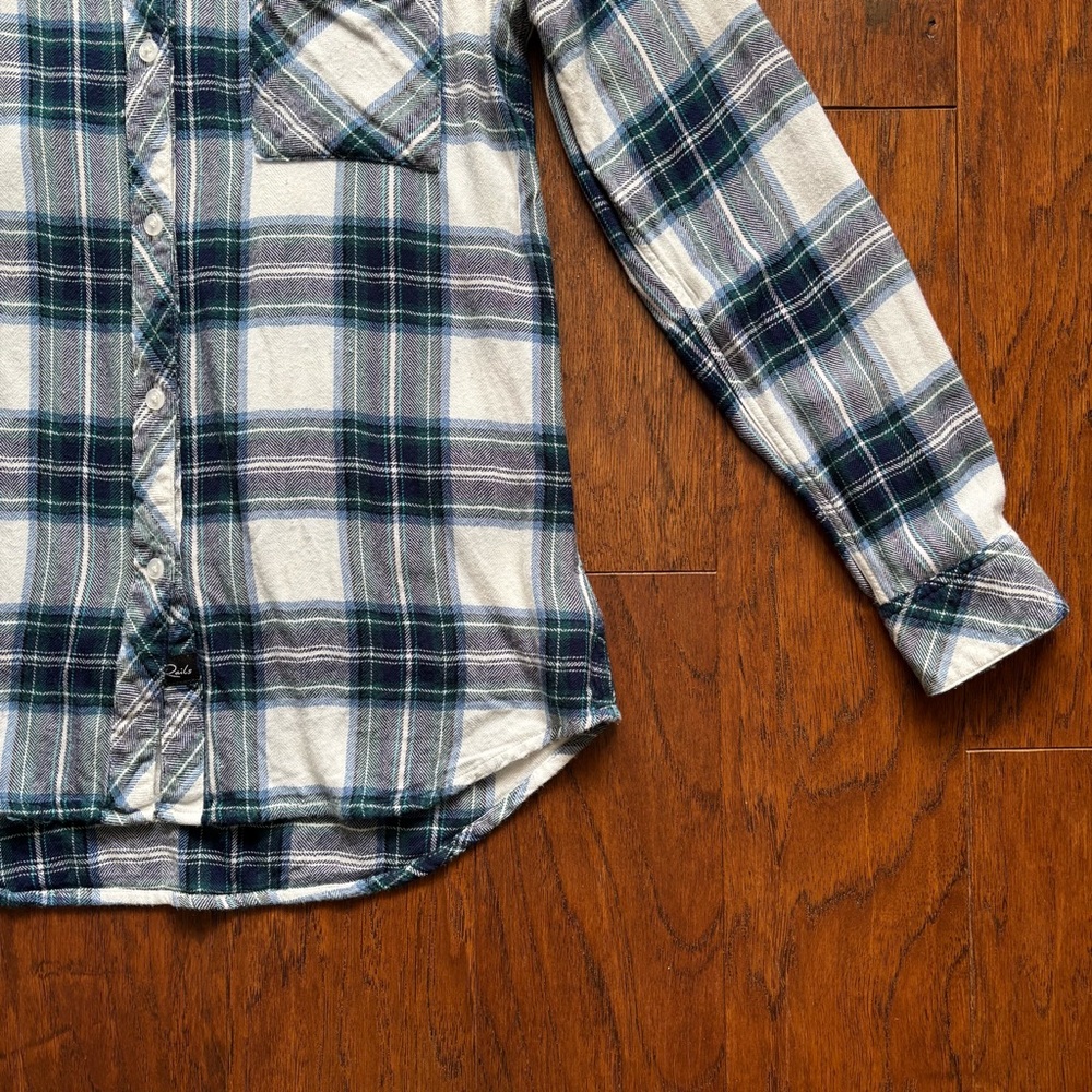 Rails Blue White Plaid Long Sleeve Button Down | Size XS - Picture 5 of 9